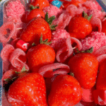 Red Candy-Coated Strawberry Treat Box: A Sweet Delight! 3 Red Candy-Coated Strawberry Treat Box